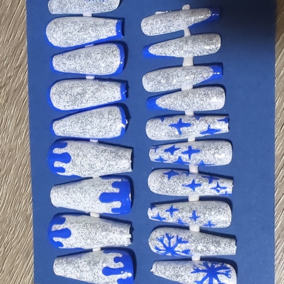 Silent Night Blue Christmas Press On Nails - Picture 2 of 2